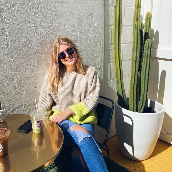 Meet your Posher, Molly - Picture 1 of 1